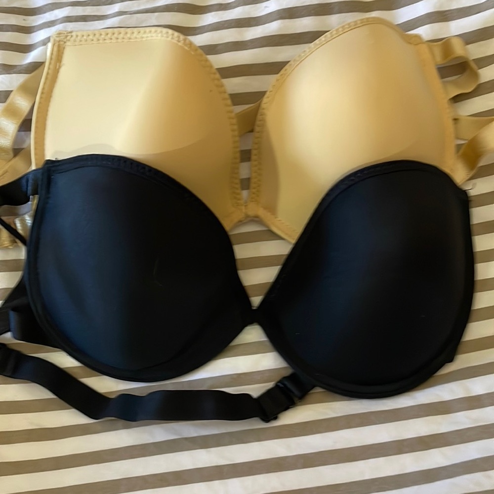TWO STRAPLESS LIGHT PADDED BRAS
